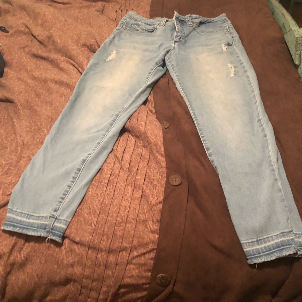 Size 10 Royalty For Me “Wanna Betta Butt” Jeans